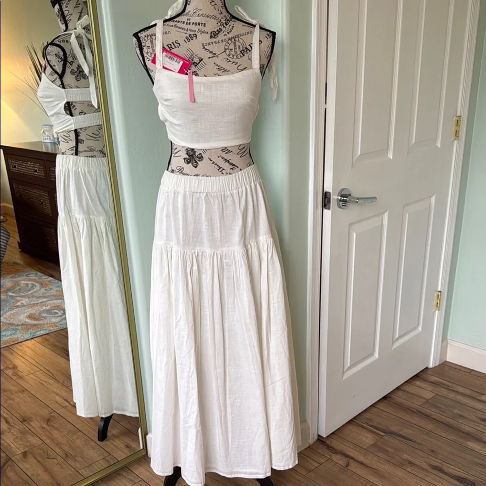 Beginning Boutique Tiered Maxi Skirt Set for Resort Wear